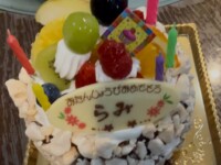 末っ子三女14歳のろうそくに母の想いを込めて 末っ子三女14歳のろうそくに母の想いを込めて